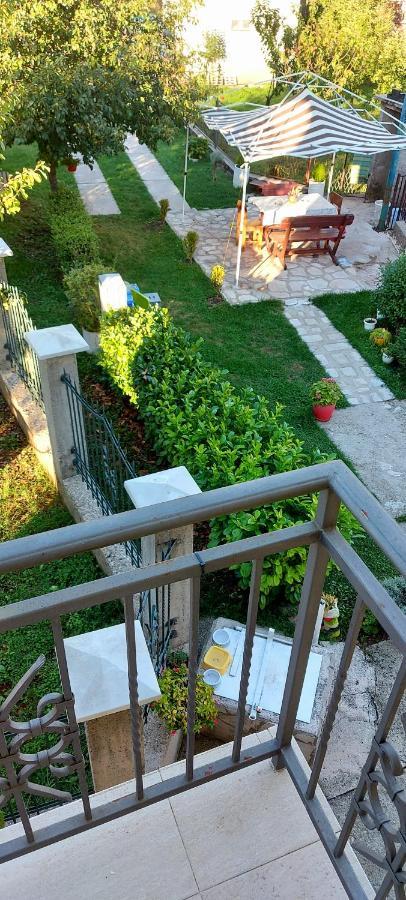 Lucic Guesthouse Cetinje Luaran gambar