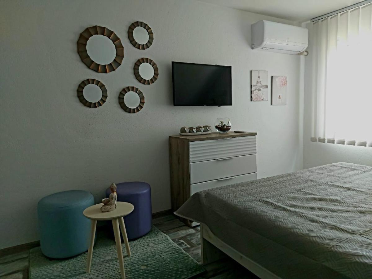 Lucic Guesthouse Cetinje Luaran gambar